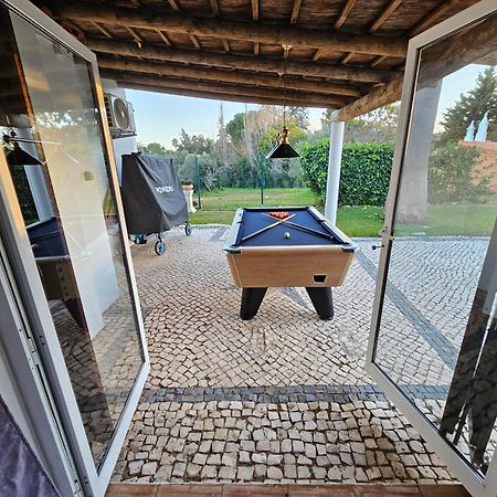 Villa Yvonne,Private Pool,Private Parking 1,7 Km From The Beatch Albufeira Exteriör bild
